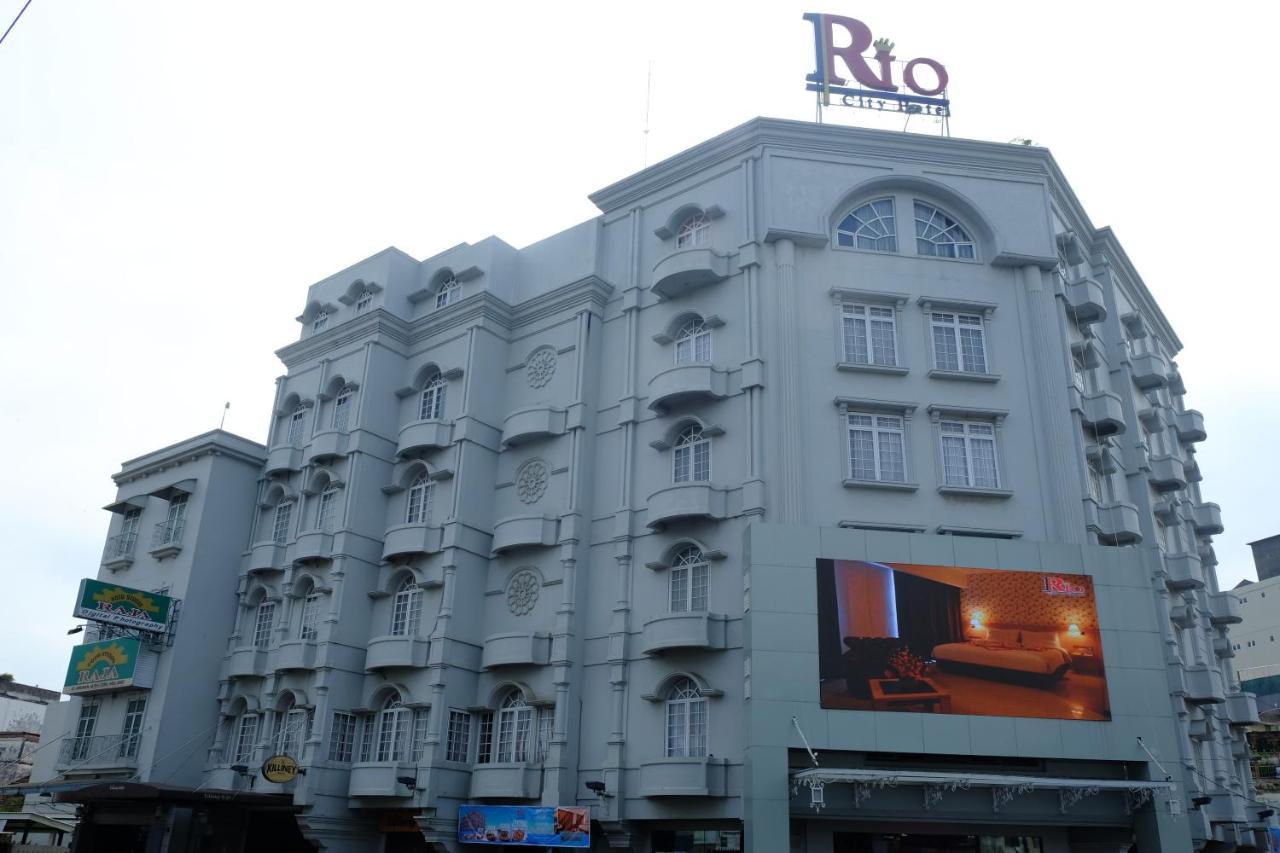 Rio City Hotel Palembang Bagian luar foto